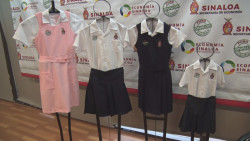 Presentan paquete de útiles y uniformes escolares