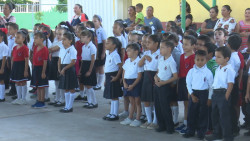 Faltan alumnos por registrar sus becas