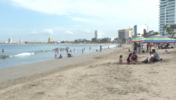 Disfrutan vacaciones en Mazatlán