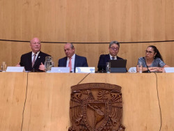 A pesar de los cambios de paradigma  y políticos, se debe respetar a la Universidad Pública