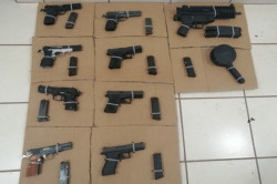 Detienen a 10,  les decomisas armas y vehículos