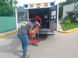 Derrapa moticiclista en boulevard de Villa Unión