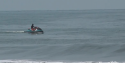 Elementos salvavidas encuentran a joven desaparecido desde el miércoles en playas de cerritos