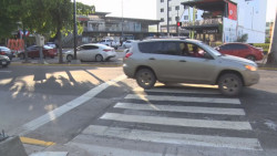 Se busca mejorar la movilidad del peatón y automovilista con semáforo peatonal