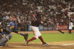 Ronier Mustelier regresa a Tomateros para ésta temporada