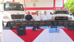 Bomberos Mochis recibe equipamiento