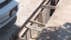 Han sido reparadas entre 80 y 100 rejillas de alcantarillas que estaban en mal estado