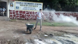 Toman escuelas en la Higuera de Zaragoza