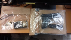 Detienen a dos sujetos con posesión de arma