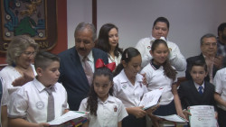 El Ayuntamiento de Culiacán entregó el XI  Premio  a los niños y niñas cronistas