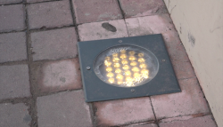 Prenden de día y se apagan de noche las luces del Centro Histórico