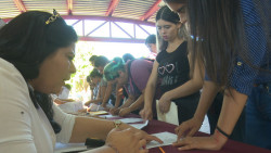 Entrega becas el Patronato Pro-Educación