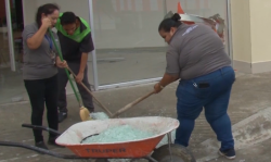 Espectaculares y ventanas caídas son daños reportados por comercios en Mazatlán
