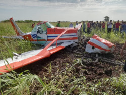 Se desploma avioneta en terreno de la Facultad de Agronomía