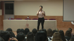 Conferencia sobre 'Cáncer de mama' en UAdeO