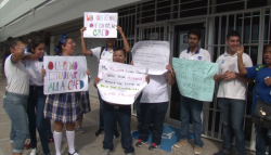 En riesgo de cierre los CEAD del país, padres en Mazatlán toman acciones