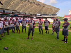 Tomateros realiza ajustes en su roster previo a la serie ante Yaquis