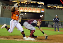 Naranjeros derrota 13-1 a Tomateros