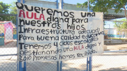 Continúa protesta en kinder de la 'Nuevo Siglo'