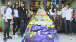 Invita IMJU a participar en el concurso de catrinas
