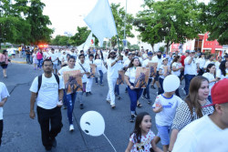 Tras "Jueves Negro",  ciudadanos toman las calles de Culiacán