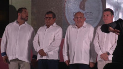 Minimiza el Químico la labor de la SECTUR en pleno informe