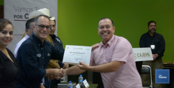 Reconoce a 35 trabajadores municipales