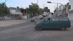 No prende semáforo por ciudades hermanas y 21 de marzo