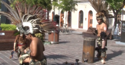 Jóvenes buscan levantar raíces mexicanas a través de danzas prehispánicas