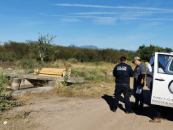 Localizan cadáver flotando en canal de riego