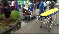 Motociclista lesionado en accidente