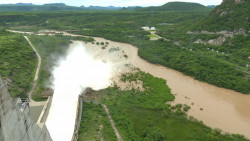 Mantiene protección civil alerta por trasvaso de agua de las presas
