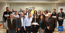 Secretaría de Economía entrega apoyos y proyectos productivos