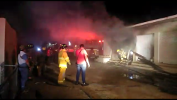 Se incendia bodega en Puertas del Sol