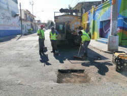 Tras críticas el Ayuntamiento de Culiacán intensifica bacheo