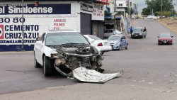 Una mujer resulta herida en accidente de transito
