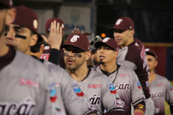 Tomateros derrota 4-3 a Águilas y toma ventaja en la serie de Playoffs
