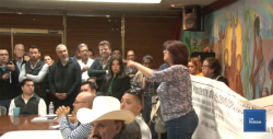 Primero que arreglen la calle y luego hablamos: Vecina de la Quintana Roo