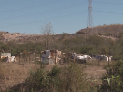 Seguirá el censo de familias desplazadas por la violencia