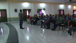 Capacitan a choferes para mejorar servicio a los usuarios