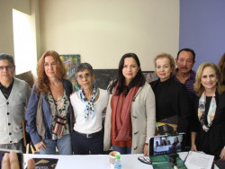 Presentan al jurado del Premio Bienal de Artes Visuales, Antonio López Sáenz