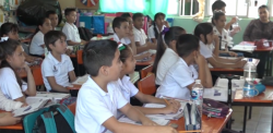 Poco ausentismo se registra en escuelas por bajas temperaturas