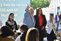 Muestra 'dotes' de caballero político