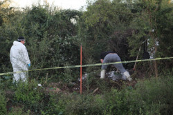 Encuentran a una persona asesinada y enterrada de manera clandestina