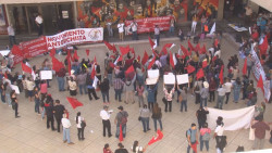 Antorchistas exigen solución a sus demandas en plantón en Palacio de Gobierno