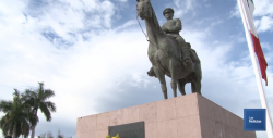 Placas de bronce en monumentos aún sin reponer en Cajeme