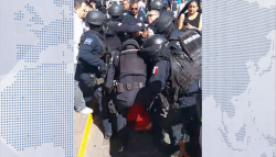 Con uso de la fuerza detienen a 5 vendedores ambulantes del Centro