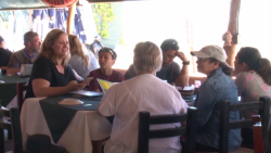Carnaval reactiva economía en sector restaurantero