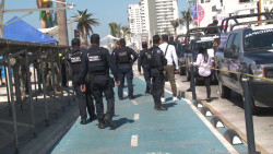 Retoman operativo de sillas previo al segundo desfile