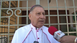 Exhorta obispo a la población para que "tomen ceniza"